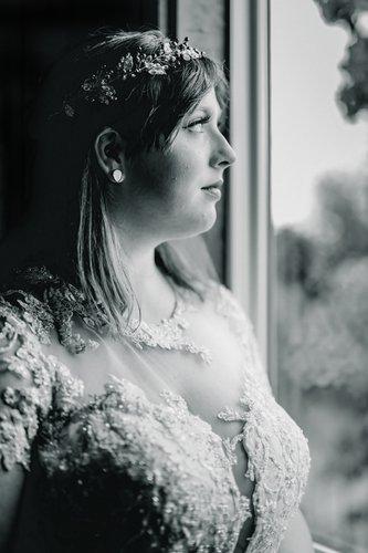 mobile - carousel-hero-element image-1