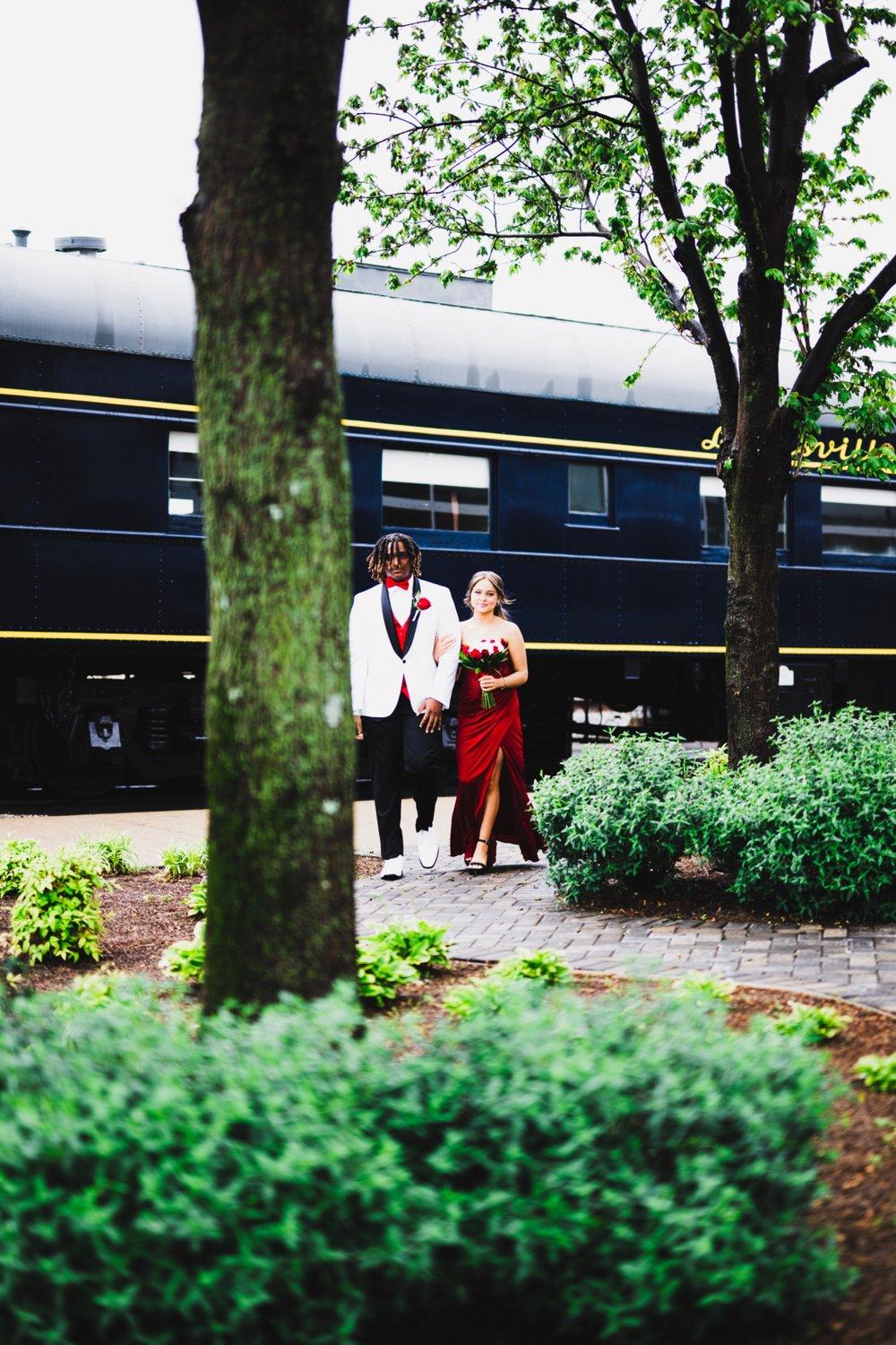 carousel-hero-element image-13