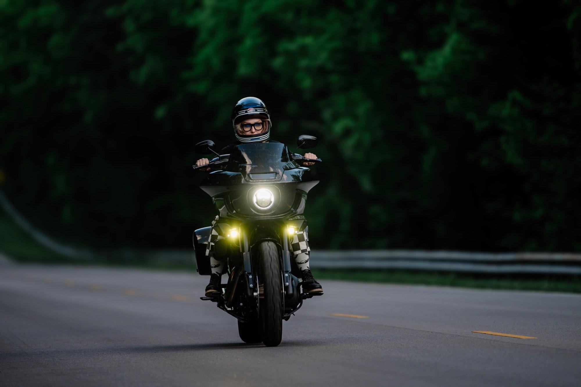 carousel-hero-element image-9