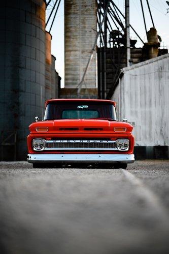 mobile - carousel-hero-element image-1