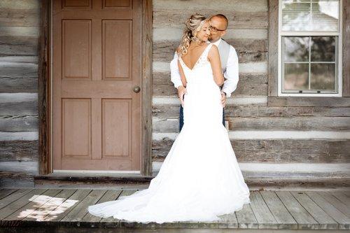 carousel-hero-element image-0