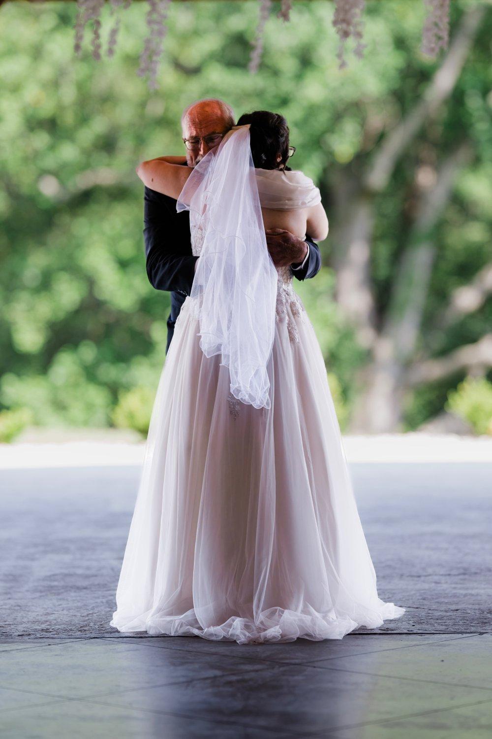 carousel-hero-element image-10