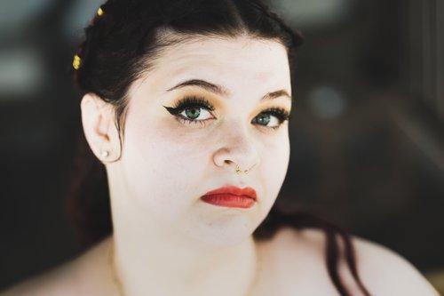 mobile - carousel-hero-element image-0