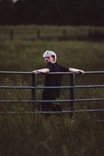 mobile - carousel-hero-element image-13