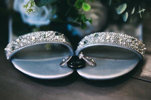 mobile - carousel-hero-element image-4