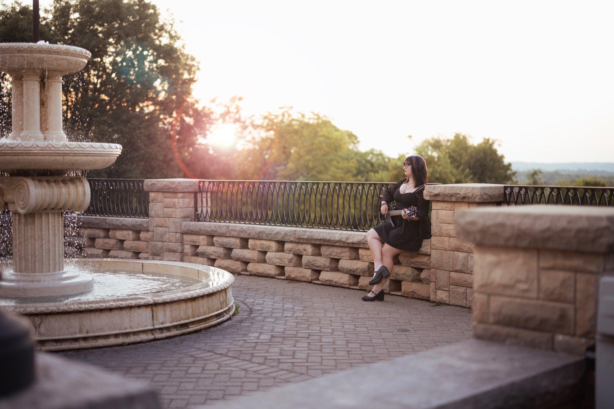 carousel-hero-element image-0